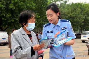 杜锋：希望年轻队员上场之后努力防守 努力拼抢篮板